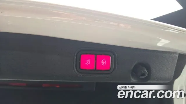 Mercedes-Benz E-Класс 2021 thumb 10