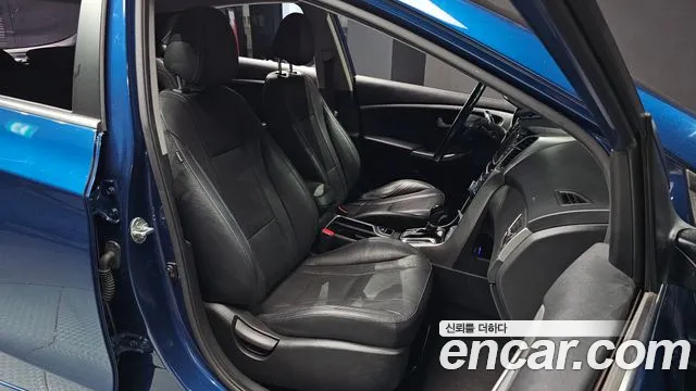 Hyundai i30 2013 thumb 8