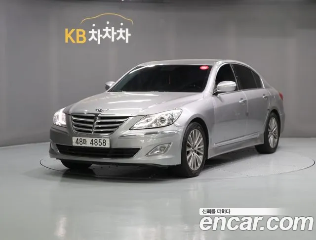 Hyundai Genesis 2013 thumb 12