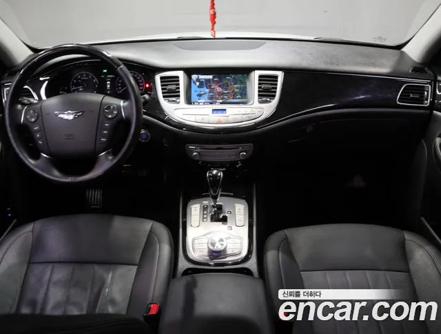 Hyundai Genesis 2013 thumb 8