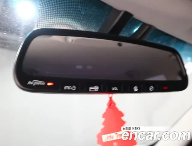 Hyundai Genesis 2013 thumb 2