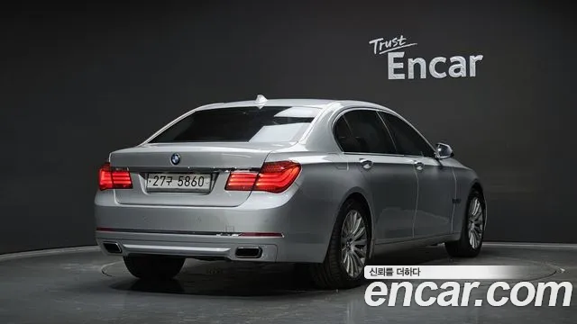BMW 7 серии 2012 thumb 2