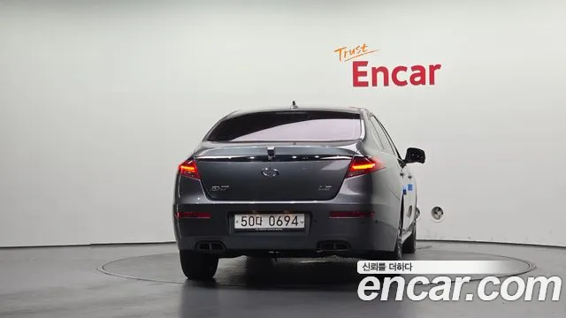 Renault Latitude 2015 thumb 10