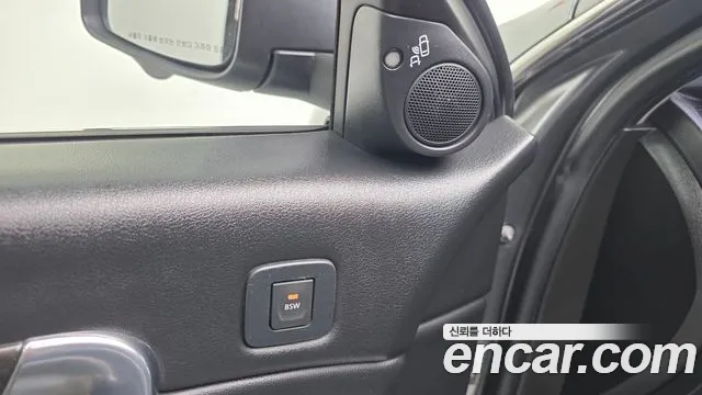 Renault Latitude 2015 thumb 5