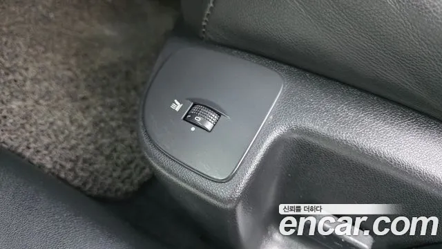 Renault Latitude 2015 thumb 3
