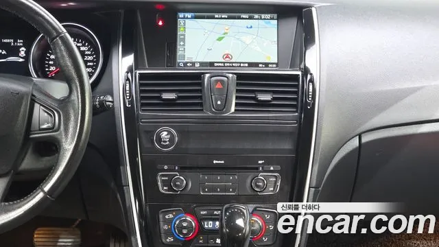 Renault Latitude 2015 thumb 6