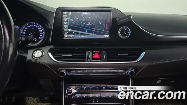 Hyundai Grandeur 2017 thumb 2