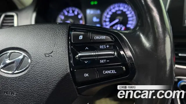 Hyundai Grandeur 2017 thumb 11