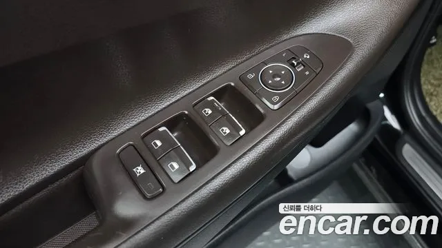 Hyundai Grandeur 2017 thumb 12
