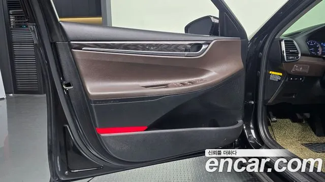 Hyundai Grandeur 2017 thumb 8