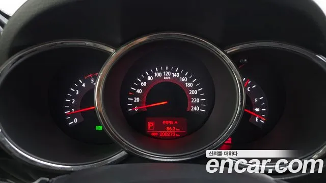 Kia Sorento 2009 thumb 8