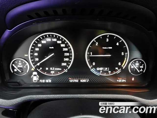 BMW X4 2017 thumb 9