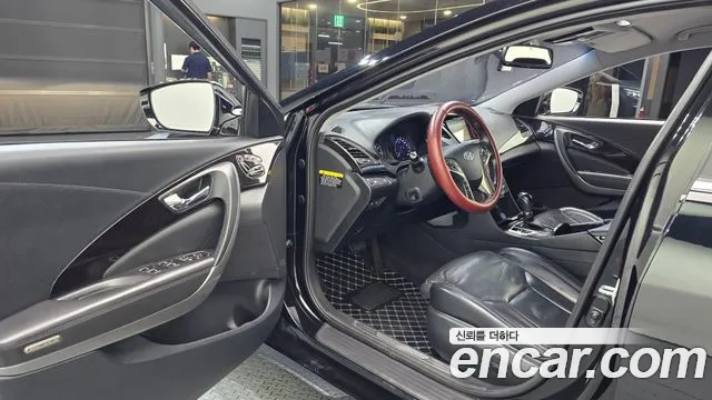Hyundai Grandeur 2013 thumb 10