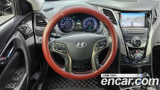 Hyundai Grandeur 2013 thumb 4