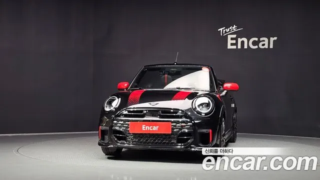 Mini Cooper Convertible 2025 thumb 7