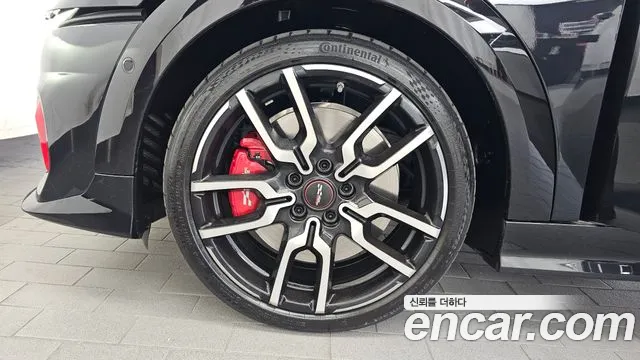 Mini Cooper Convertible 2025 thumb 10