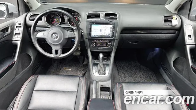 Volkswagen Golf Sportsvan 2011 thumb 10