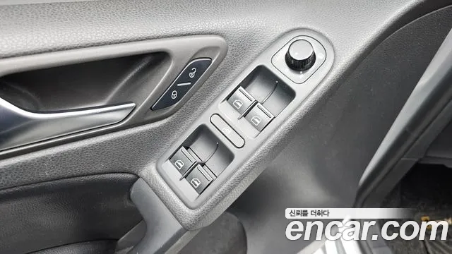 Volkswagen Golf Sportsvan 2011 thumb 7