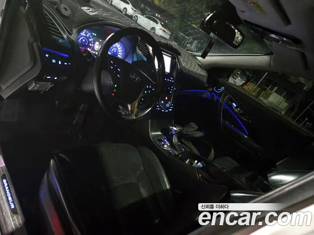 Hyundai Grandeur 2011 thumb 9