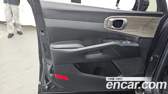 Kia Sorento 2023 thumb 11