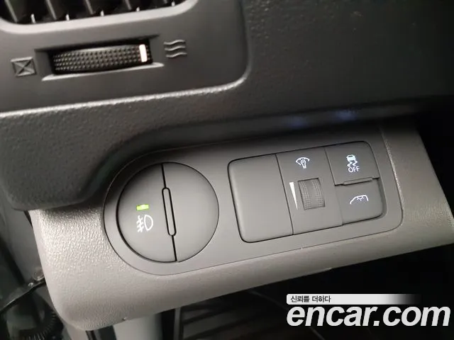 Hyundai Starex 2016 thumb 6