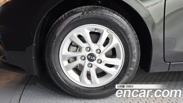 Kia K3 2018 thumb 12