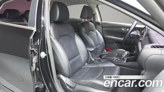 Kia K3 2018 thumb 11