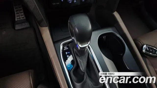 Hyundai Santa Fe 2019 thumb 11