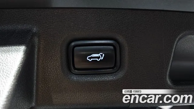 Hyundai Santa Fe 2019 thumb 8