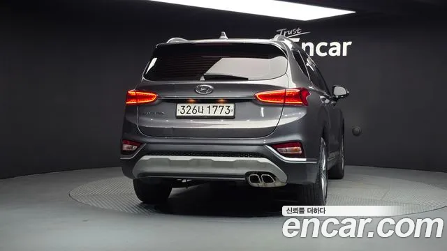 Hyundai Santa Fe 2019 thumb 10