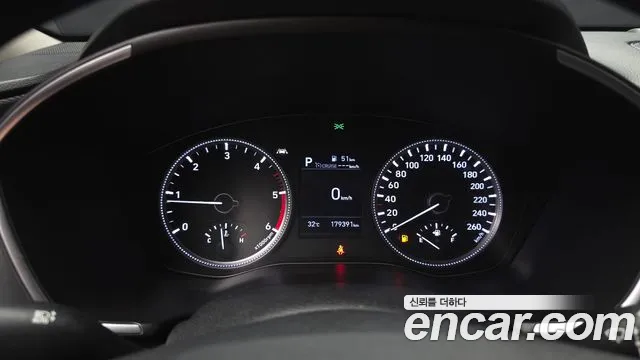 Hyundai Santa Fe 2019 thumb 8