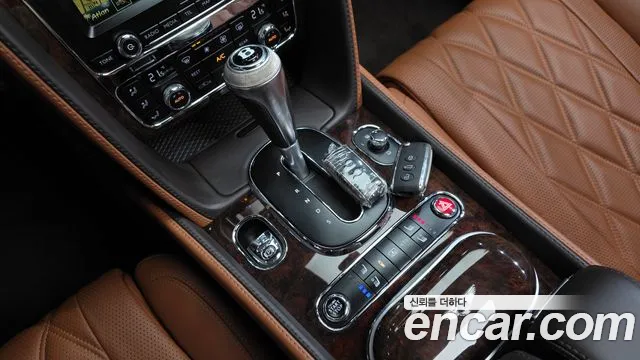 Bentley Flying Spur 2016 thumb 12