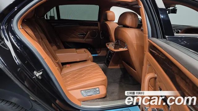 Bentley Flying Spur 2016 thumb 10