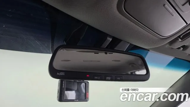 Kia Carnival 2017 thumb 5