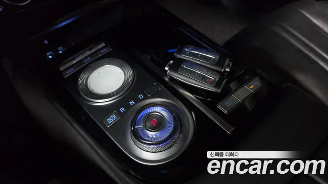 Genesis G80 2020 thumb 10