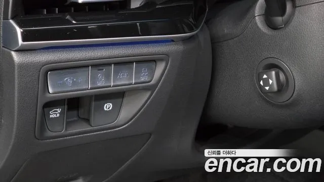 Genesis G80 2020 thumb 12
