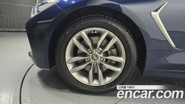 Genesis G70 2019 thumb 9