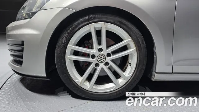 Volkswagen Golf Sportsvan 2014 thumb 7