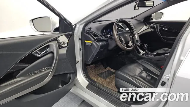 Hyundai Grandeur 2013 thumb 8
