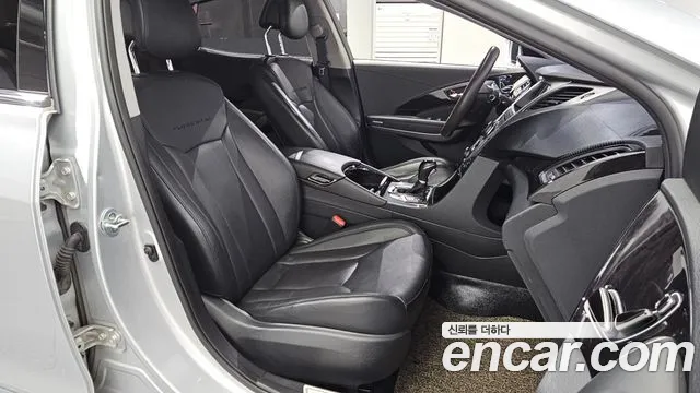 Hyundai Grandeur 2013 thumb 7