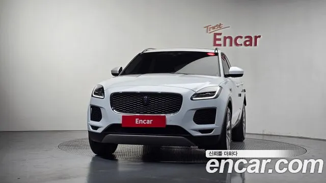 Jaguar E-Pace 2020 thumb 3