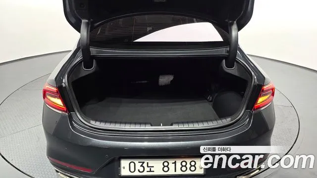 Hyundai Grandeur 2017 thumb 9