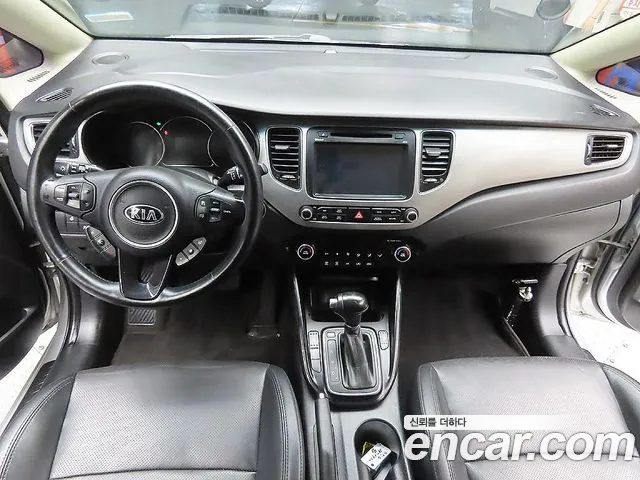 Kia Carens 2013 thumb 8