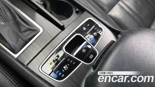 Kia K7 2011 thumb 11