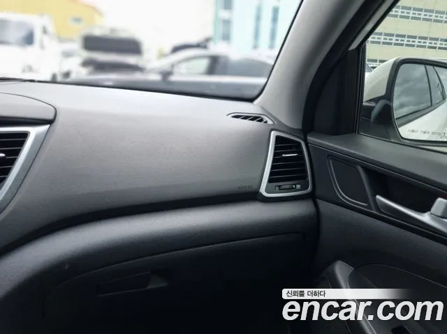 Hyundai Tucson 2016 thumb 2
