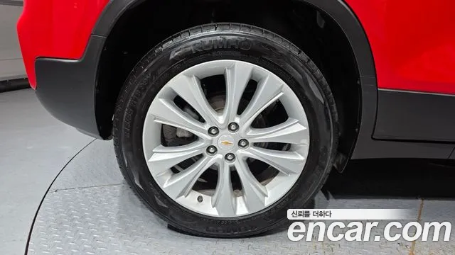 Chevrolet Tracker 2017 thumb 6