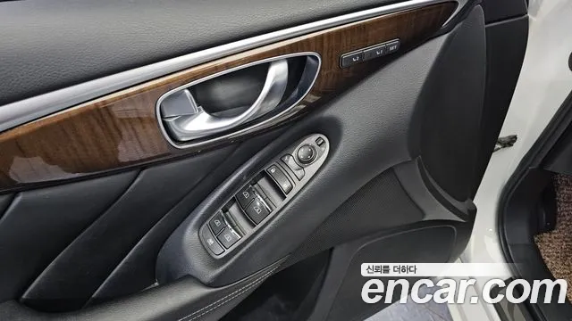 Infiniti Q50 2014 thumb 12