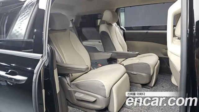 Kia Carnival 2025 thumb 12