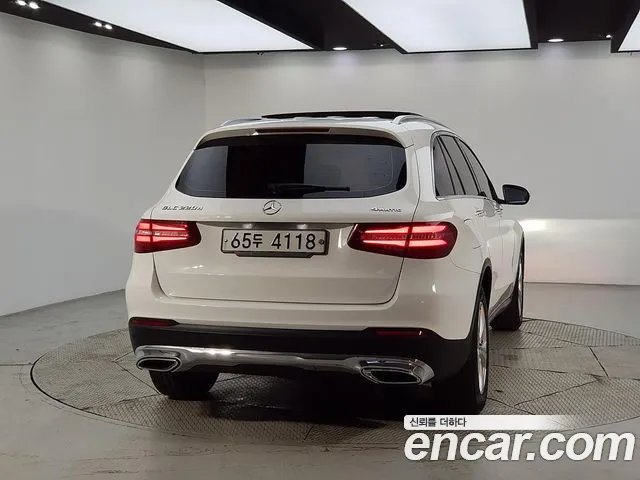 Mercedes-Benz GLC 2017 thumb 4