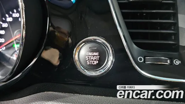 Kia Carnival 2017 thumb 4